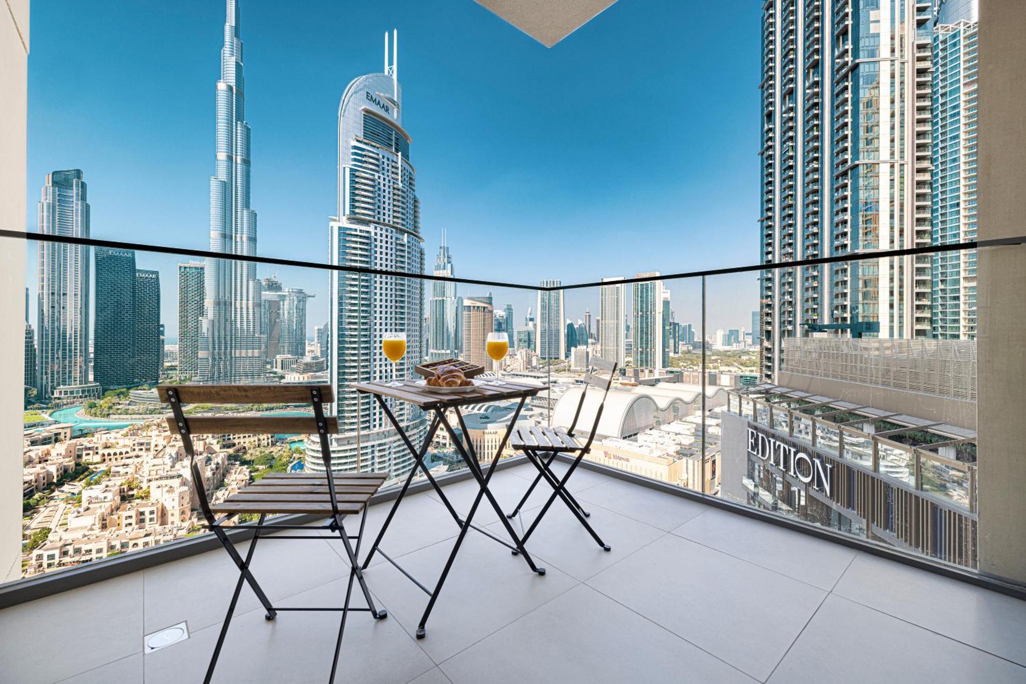 Smartstay At Burj Royale - Full Burj Khalifa View - Brand New Luxury Apartments Дубай Экстерьер фото